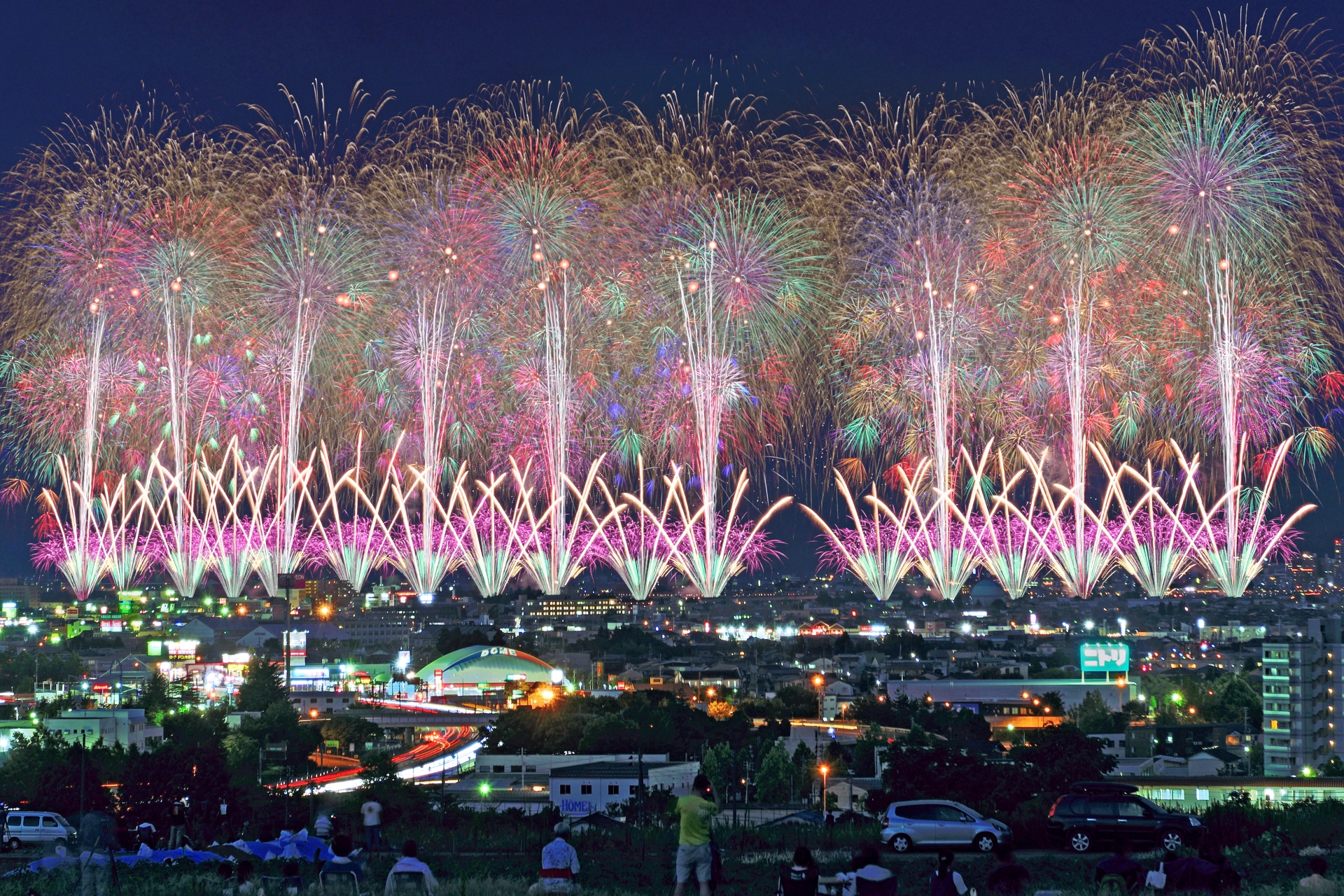長岡花火 打ち上げ風景